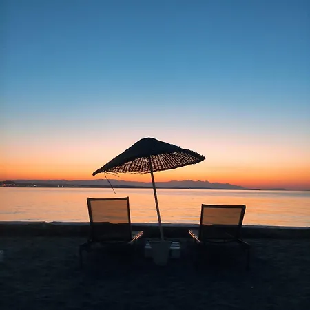 Yasos By The Sea מלון דירות 4*