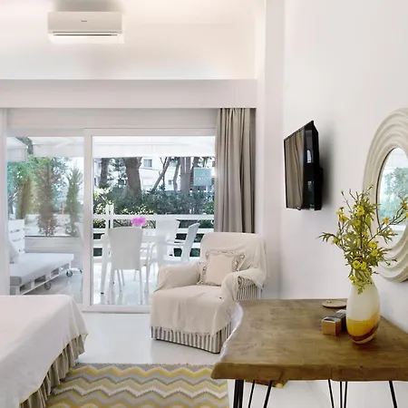 Yasos By The Sea Aparthotel