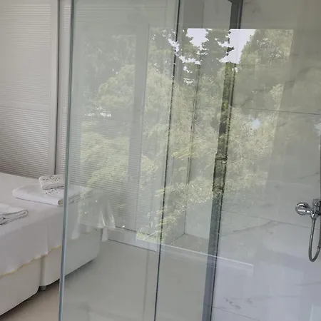 Yasos By The Sea Aparthotel