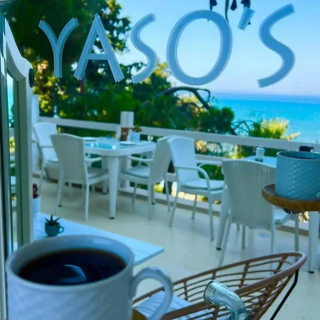 Yasos By The Sea Aparthotel 3*