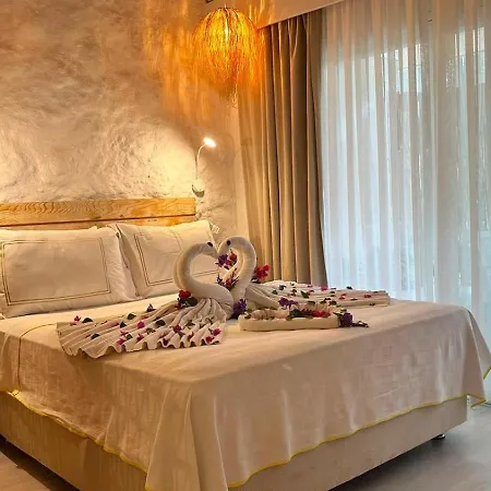 Yasos By The Sea Aparthotel 3*