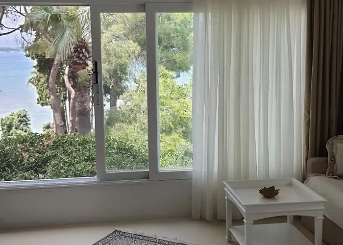 Yasos By The Sea Apart Otel 4*