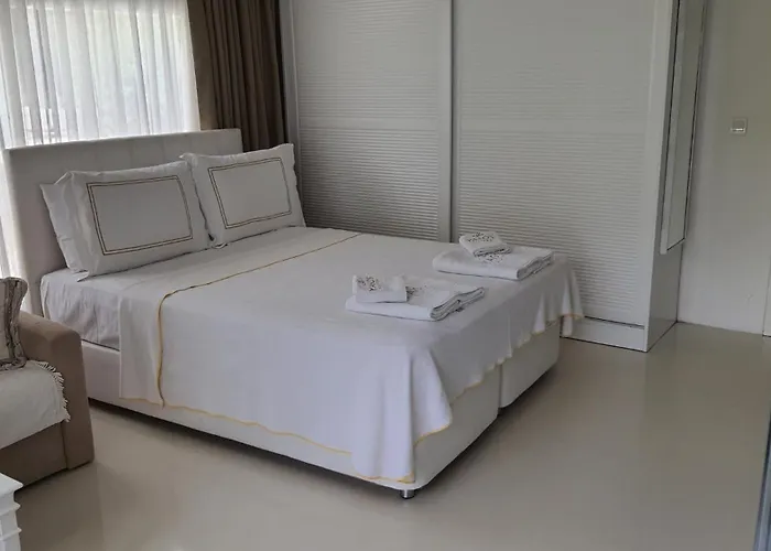 Apart Otel Yasos By The Sea 4*